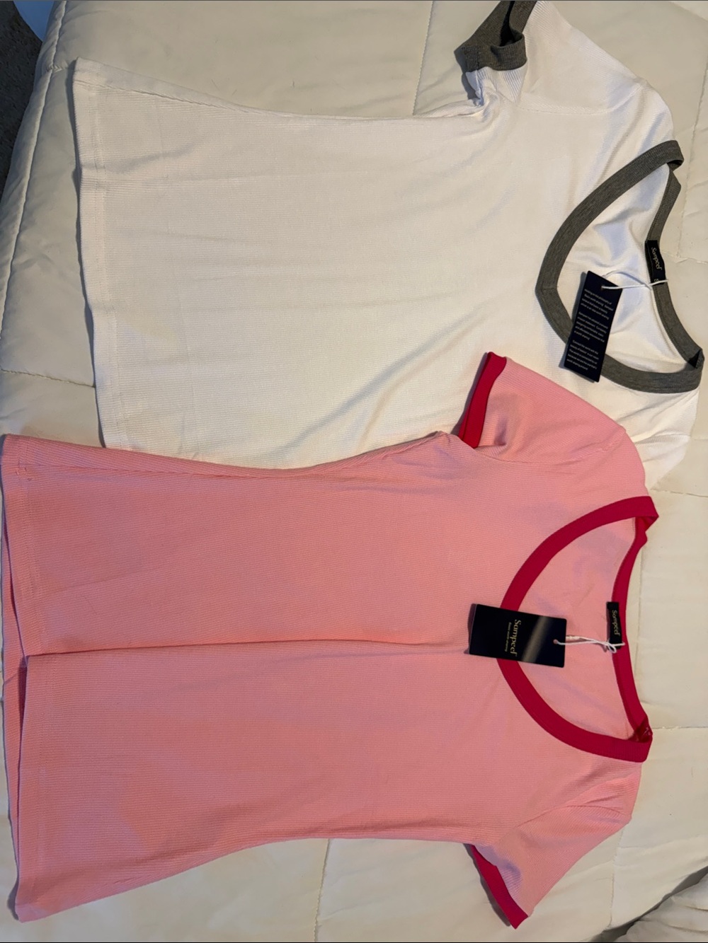 2 tshirts Sampeel